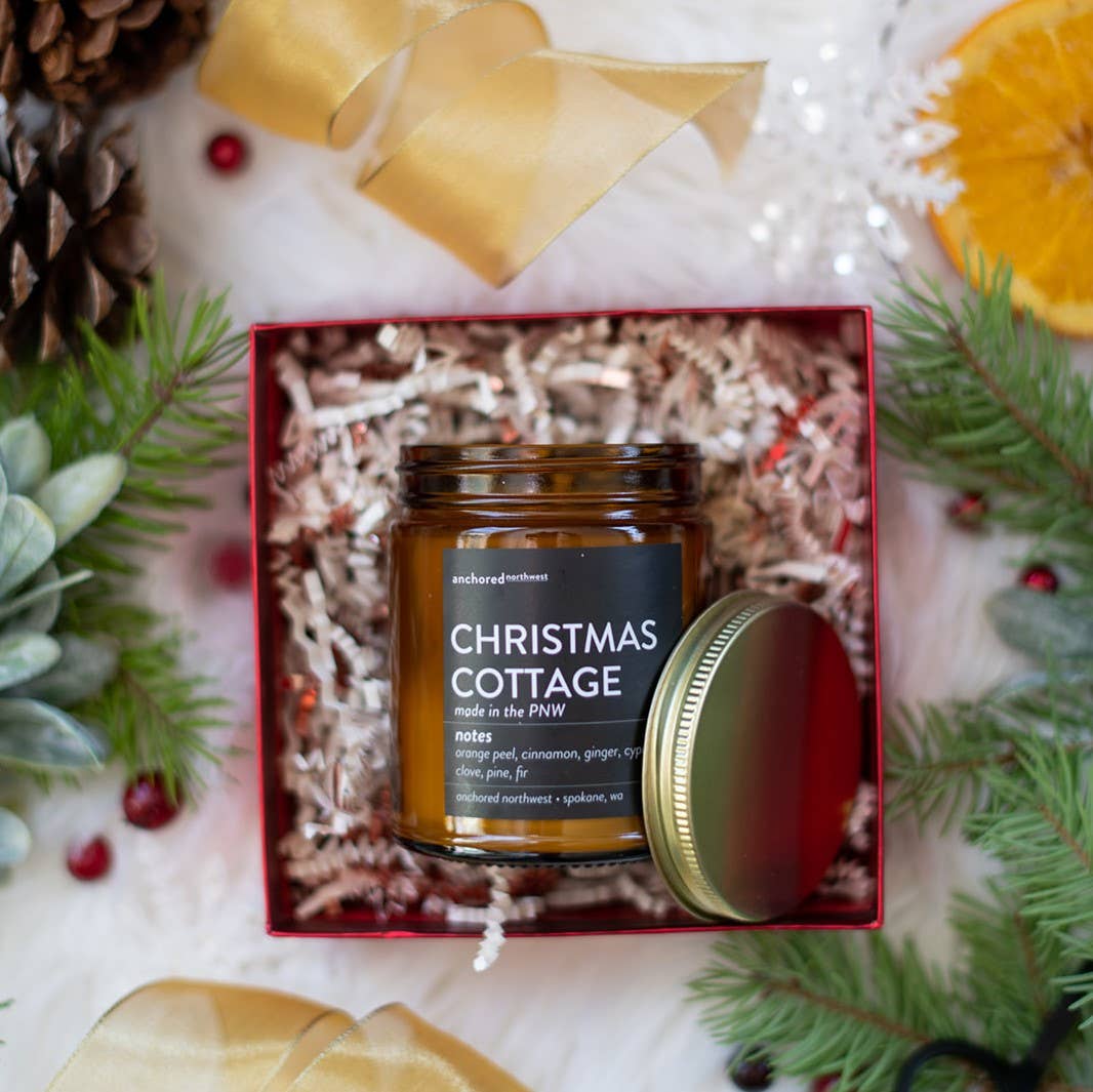 Fraser Fir Scented Soy Candle: 7.2oz