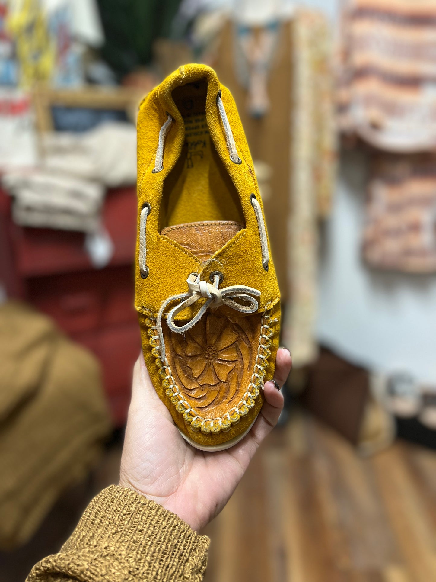 <<mustard>> Driver Mocs