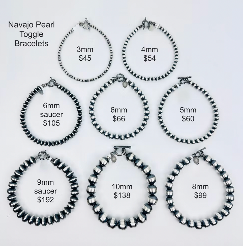 Black Friday | Toggle Pearl Bracelets