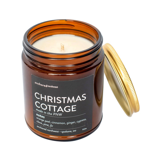 Christmas Cottage Scented Soy Candle: 7.2oz